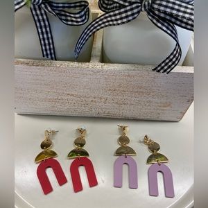 Set of 2 earrings